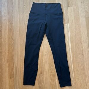 Lululemon navy size 6 leggings